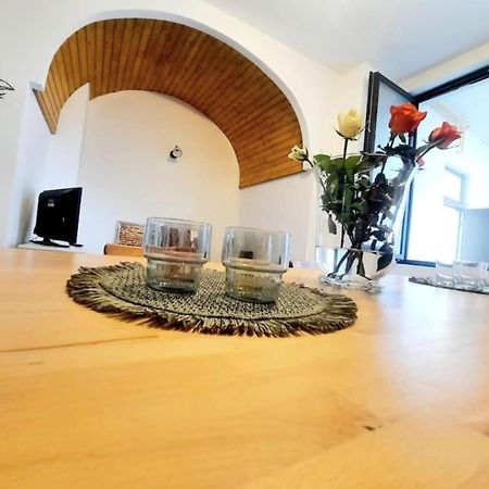 Timisoara Central 2 Bedroom Hotel Serviced Belle Vue Apart By The Park Exterior foto